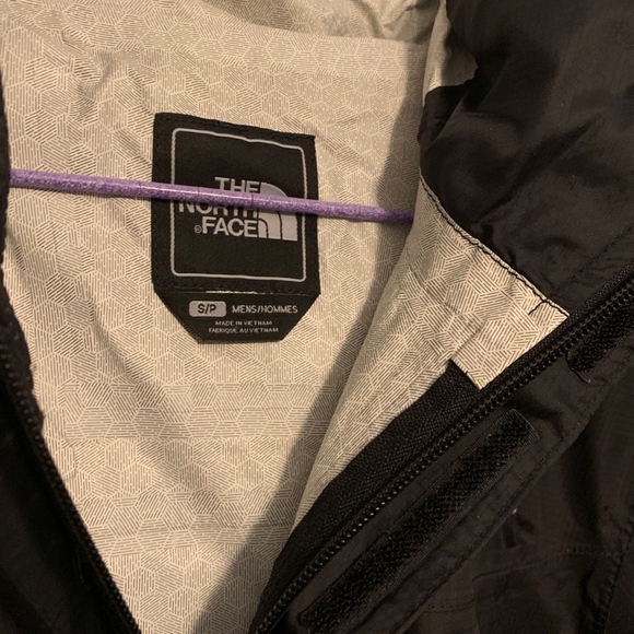 The North Face Venture Rain Jacket - Picture 3 of 6